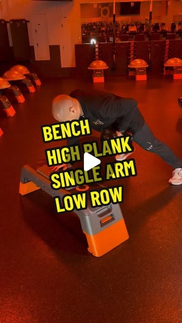 Bench High Plank Single Arm Low Row