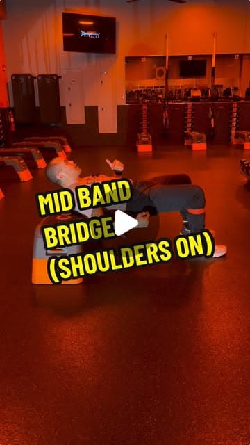 Bench Mid Band Hip Bridge (Shoulders on) Explosive