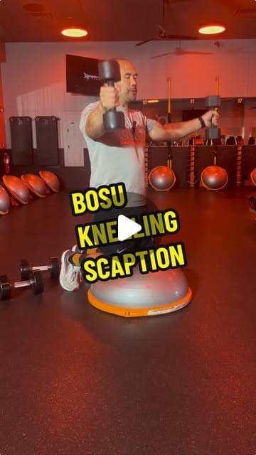 BOSU Kneeling Scaption