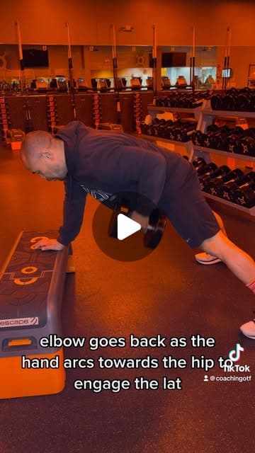 Bench single arm high plank low row