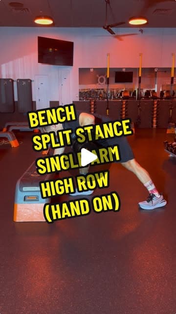 Bench Split Stance High Row (Hand on)