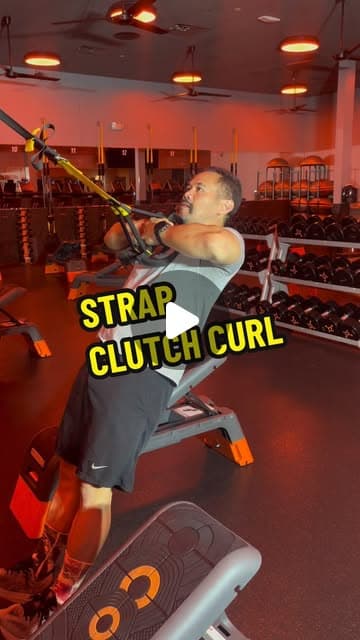 Strap Clutch Curl