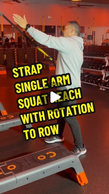 Strap Aingle Arm Squat Reach with Rotation to Row