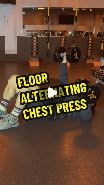 Floor Alternating Chest Press