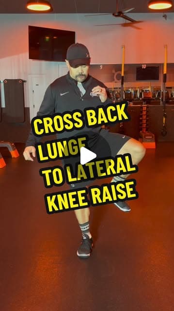 Cross Back Lunge to Lateral Knee Raise